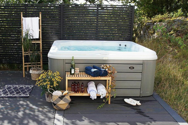 Nordic Hot Tubs för välgörande upplevelser